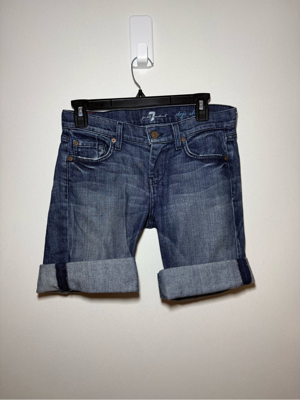 7 For All Mankind Women's Blue Denim Bermuda Shorts Dojo Mid Rise Size 26
